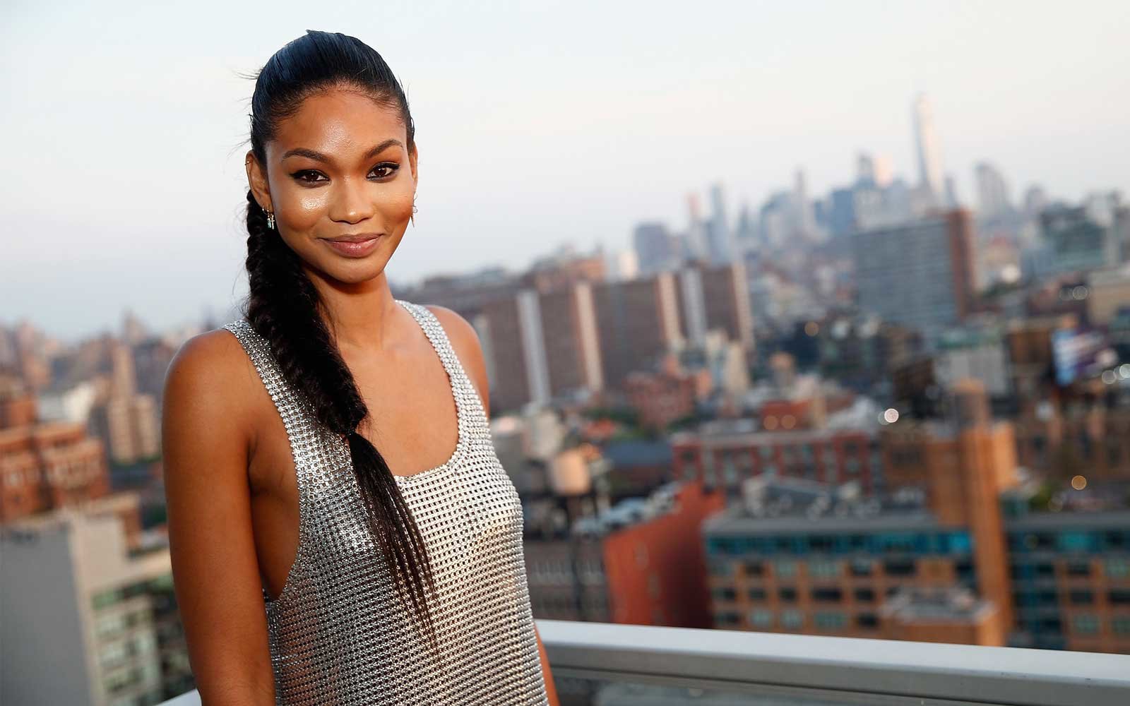 Can Chanel Iman sing?