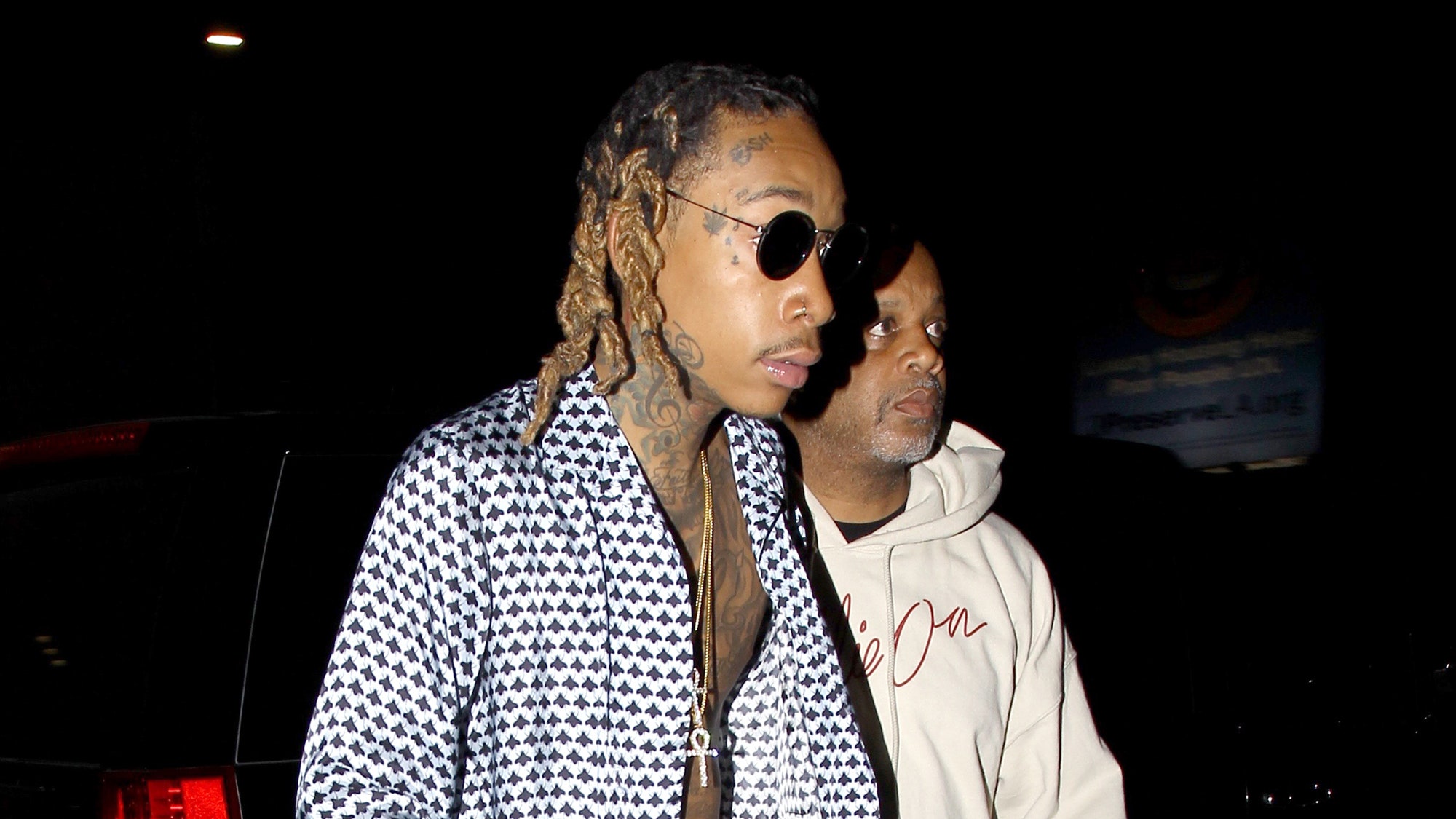 Does Wiz Khalifa have a stylist?