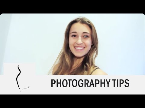 How do models take pictures?