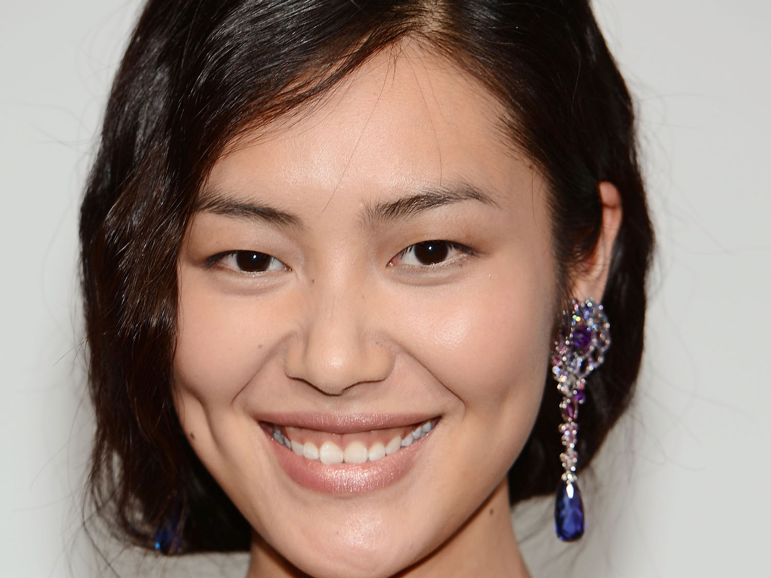 How much is Liu Wen paid?