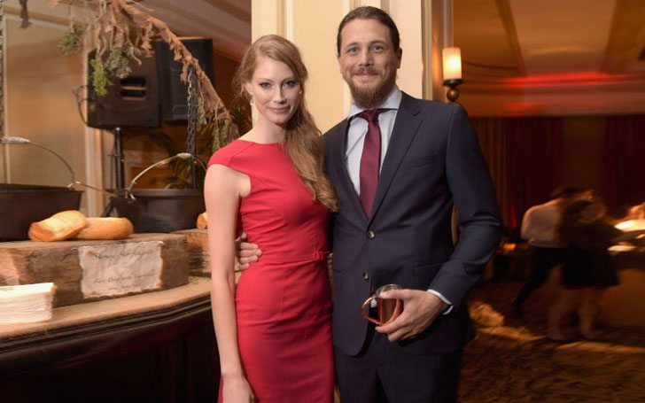 Is Alyssa Sutherland still married?