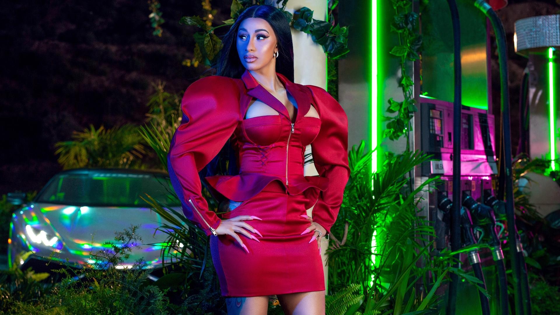 Is Cardi B owner of Fashion Nova?