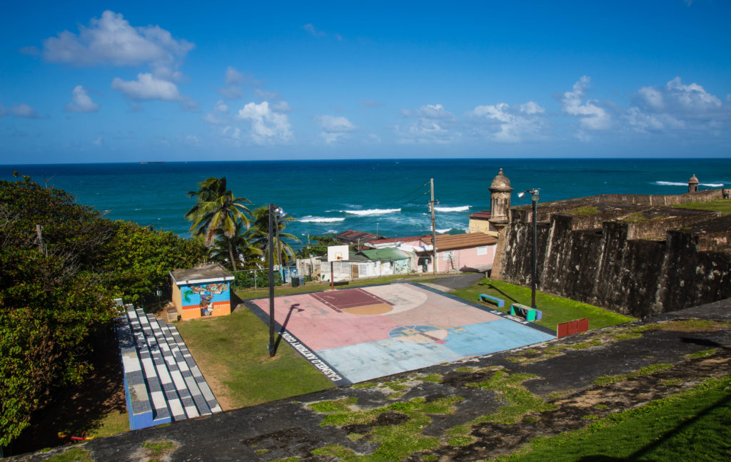 Is La Perla dangerous?