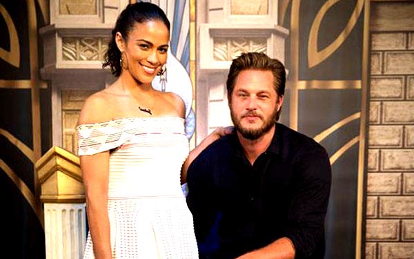 Is Travis Fimmel girlfriend?