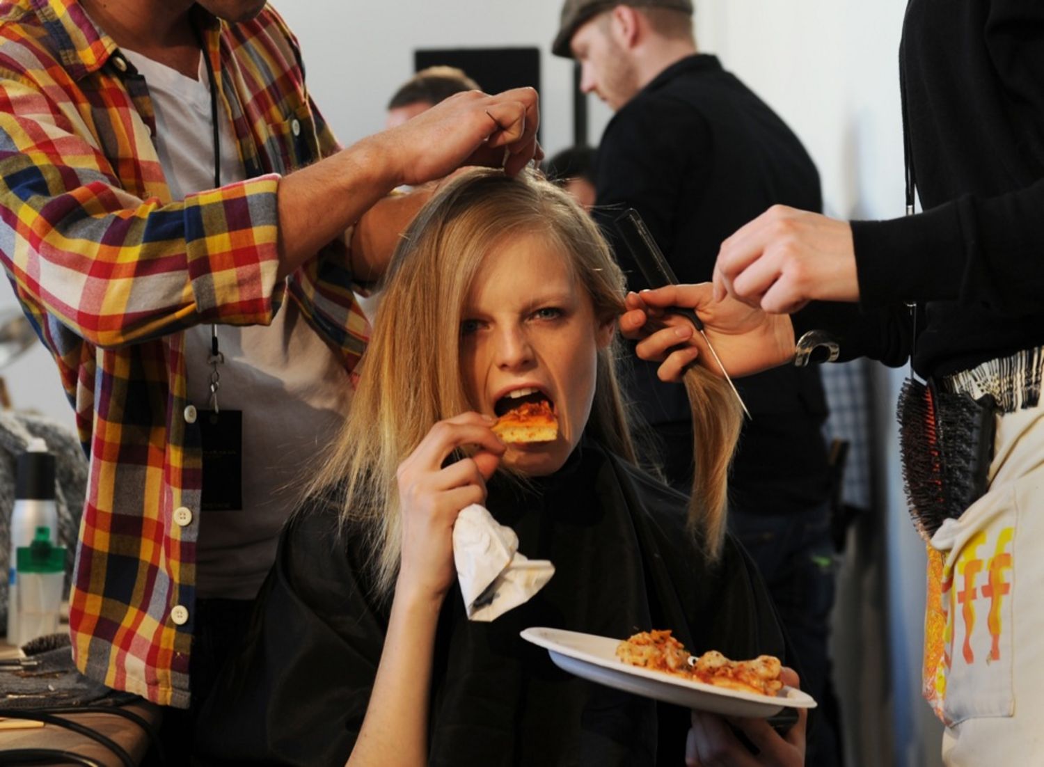 What do models eat before casting?