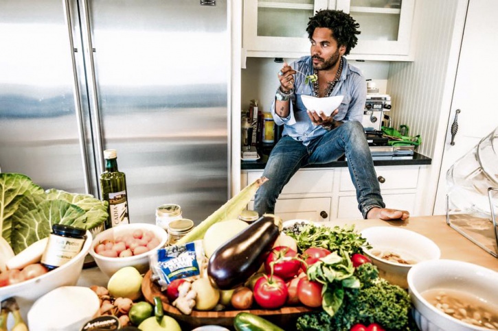 What does Lenny Kravitz eat?