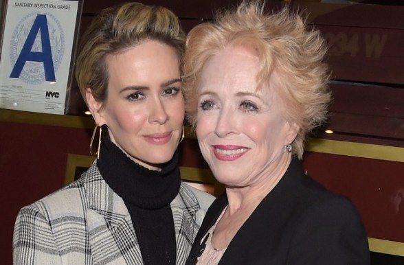 What is Holland Taylor’s net worth?