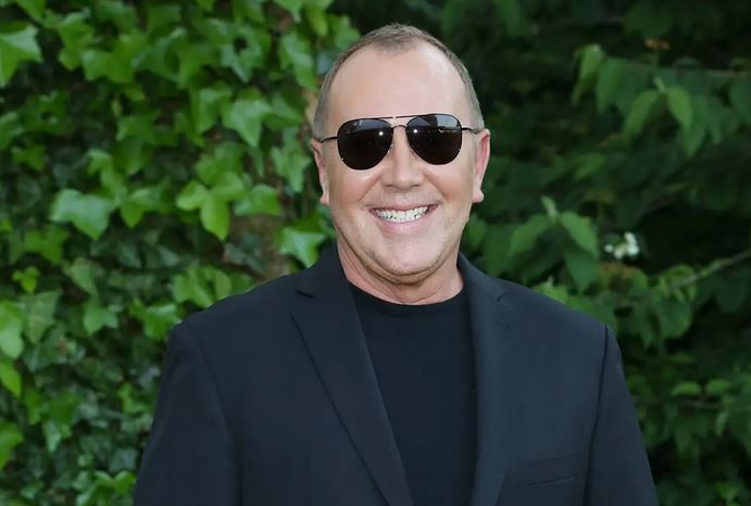 ledsager nød klodset Answers : What is Michael Kors net worth?