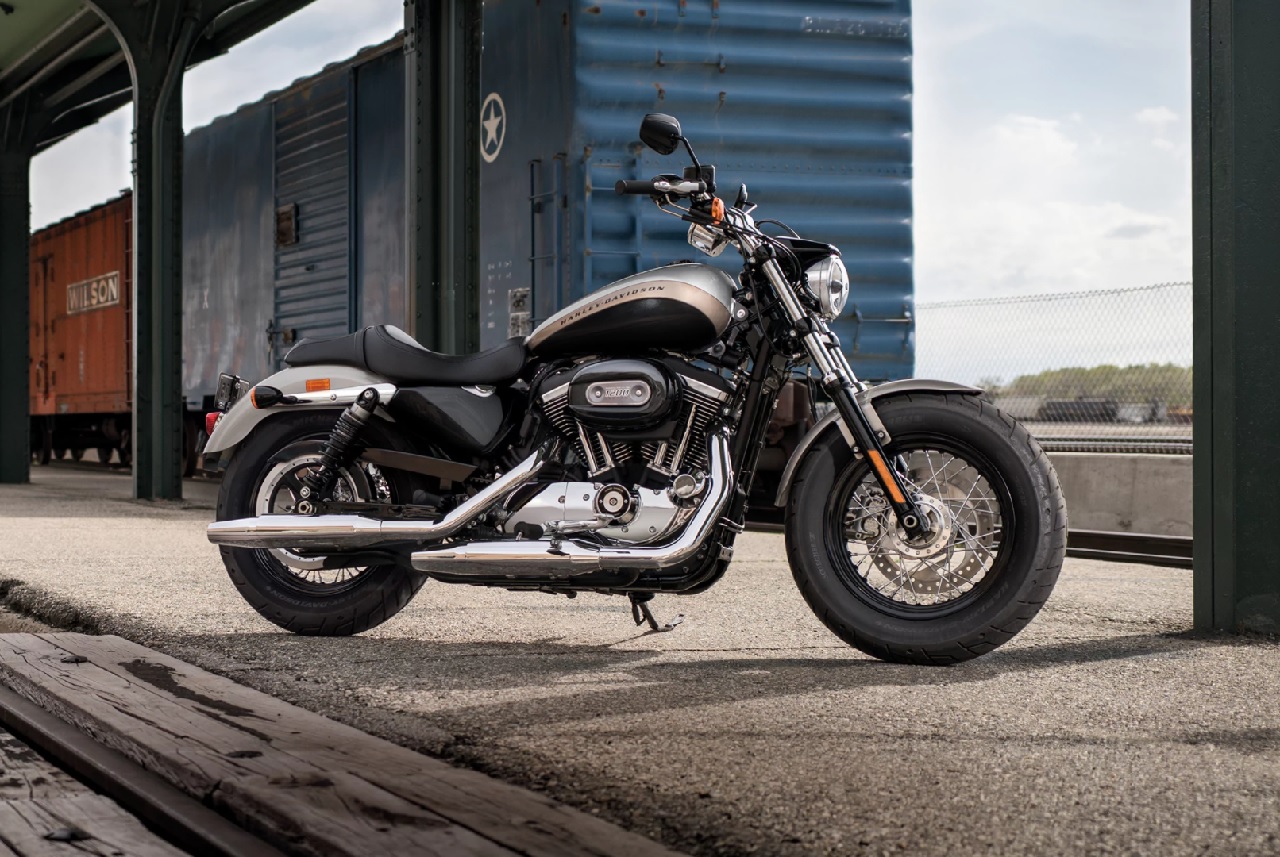 Which is better Triumph or Harley Davidson?