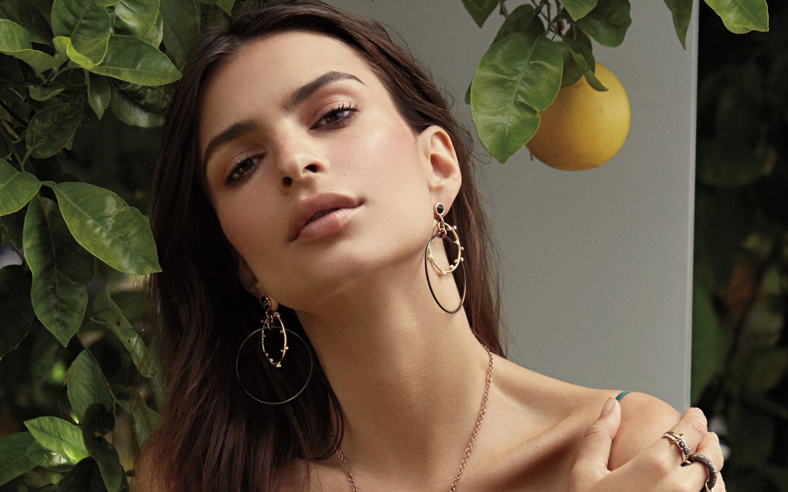 Who is Emrata boyfriend?