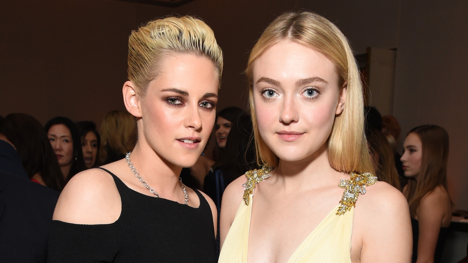 Are Kristen Stewart and Dakota Fanning friends?