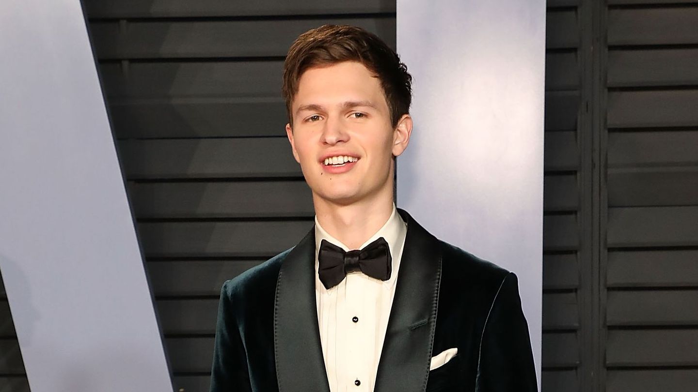 Did Ansel Elgort do his own singing in West Side Story?