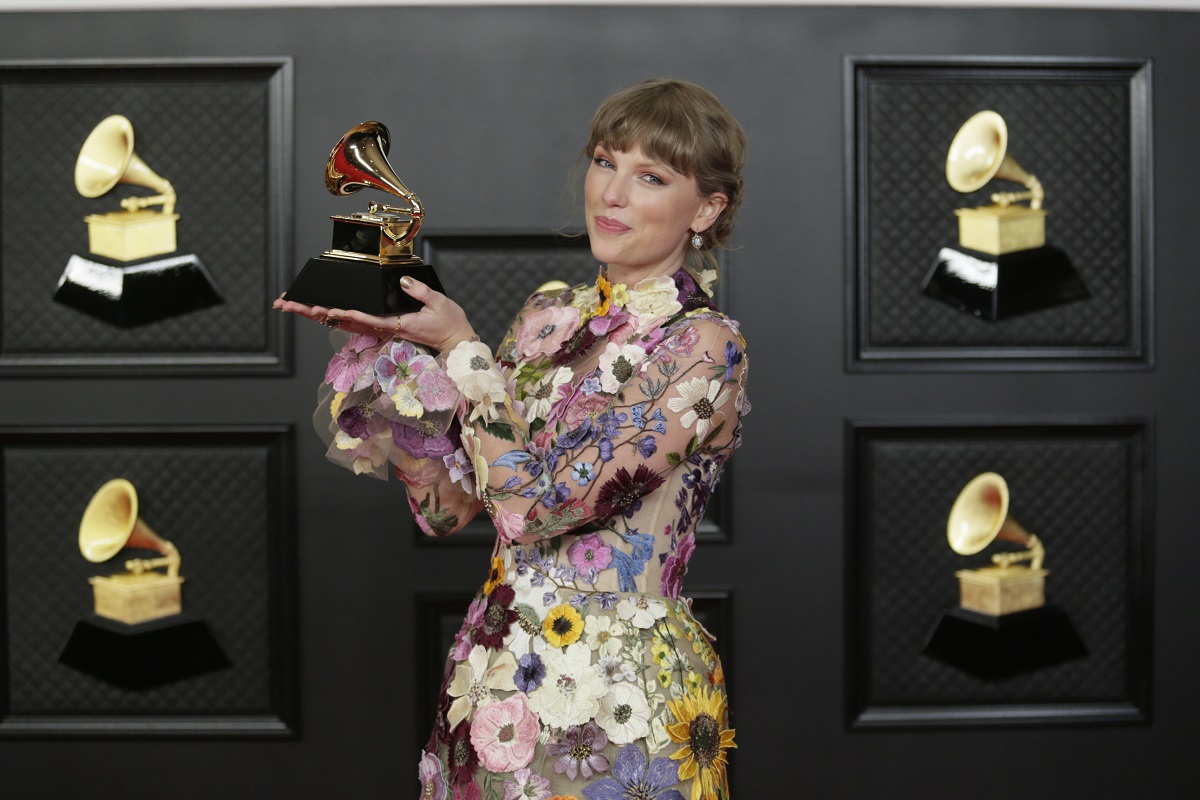 Did Fearless win a Grammy?