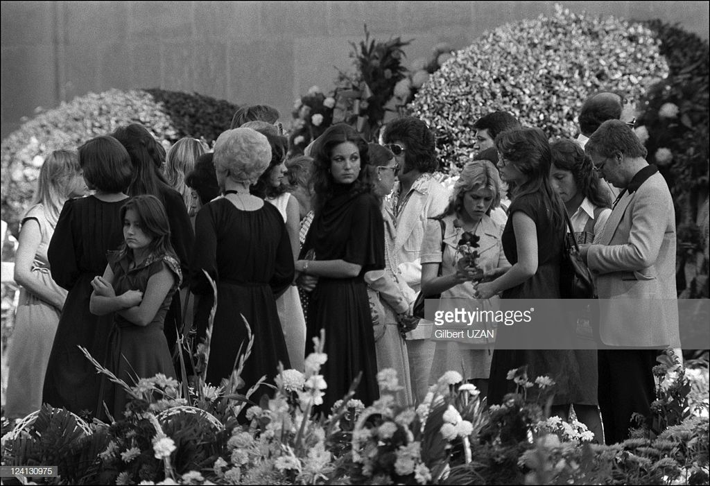 Did Priscilla attend Elvis funeral?