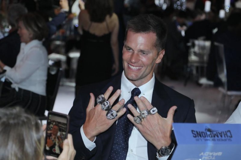 Does anyone have 7 Super Bowl rings?