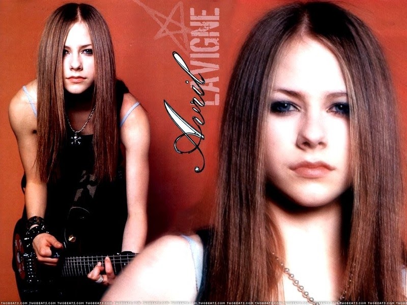 How old was Avril Lavigne when skater boy came out?