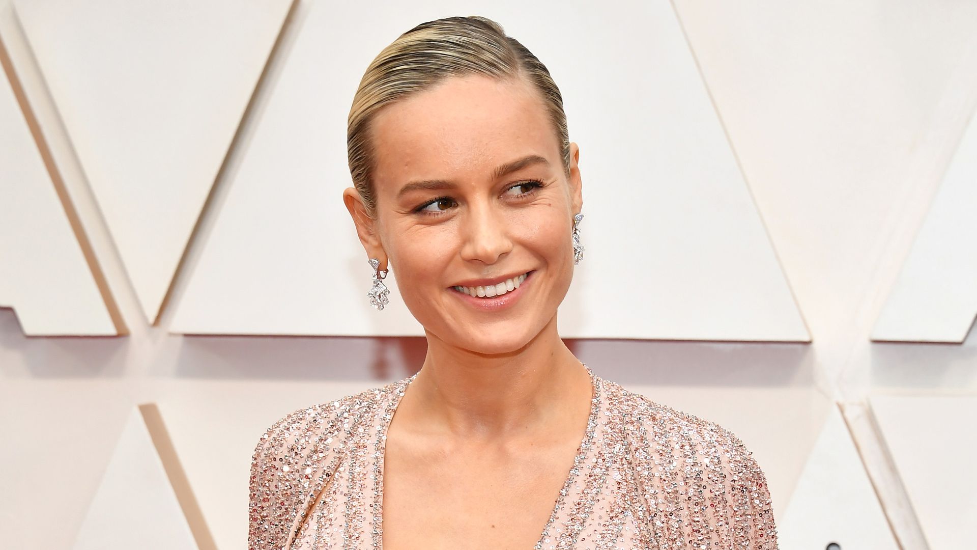 Is Brie Larson left handed?