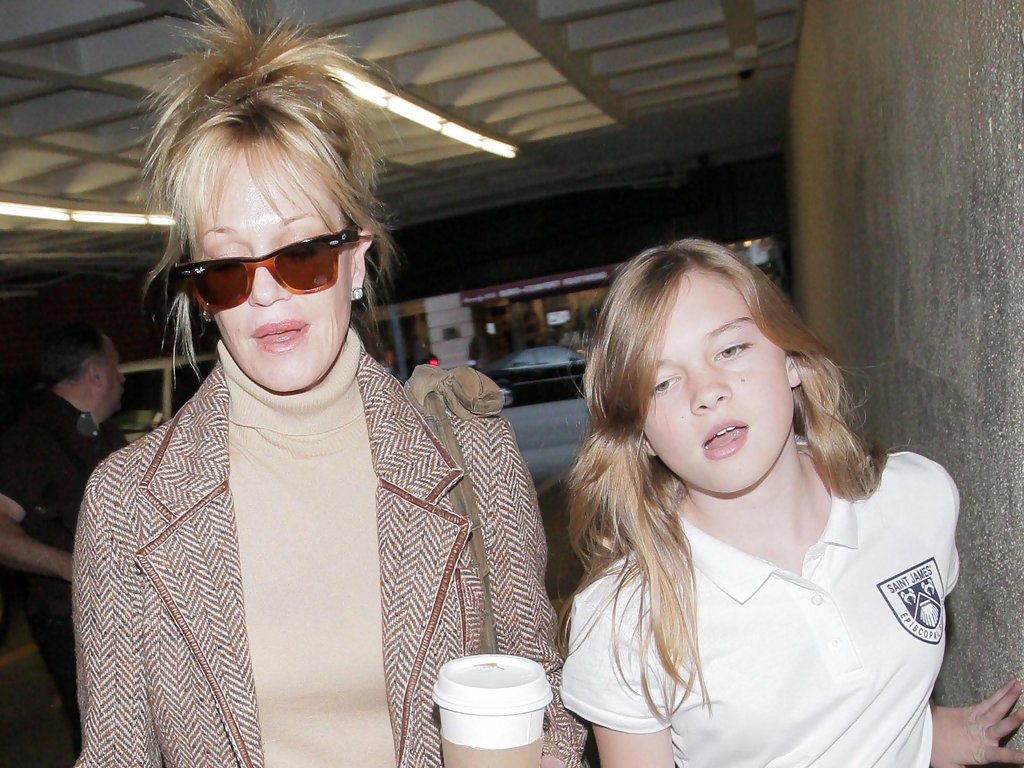 Is Melanie Griffith close to her daughter Stella?