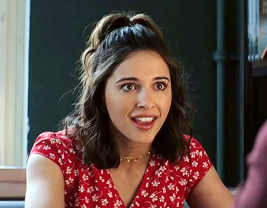 Is Naomi Scott a soprano?