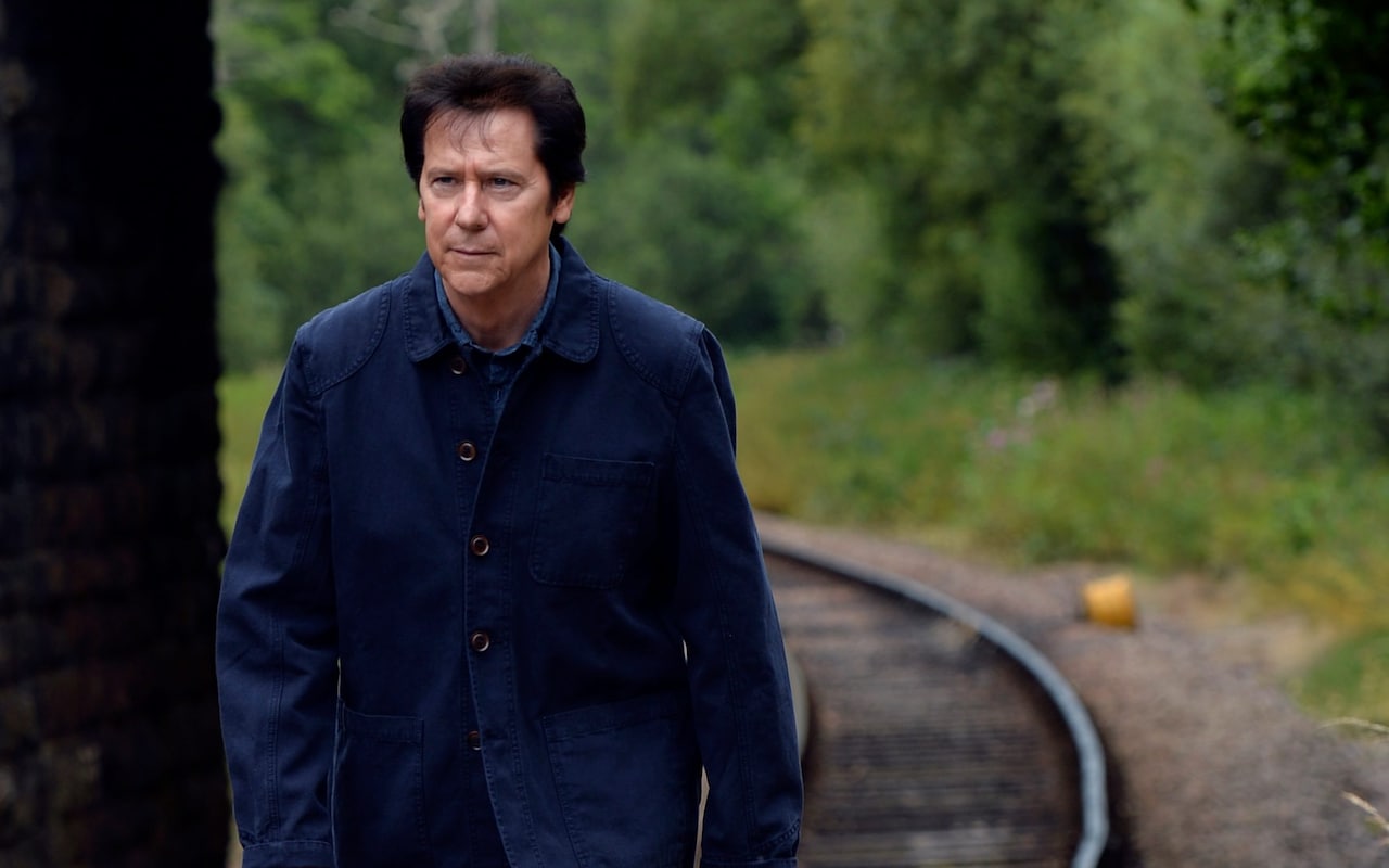 Is Shakin Stevens rich?