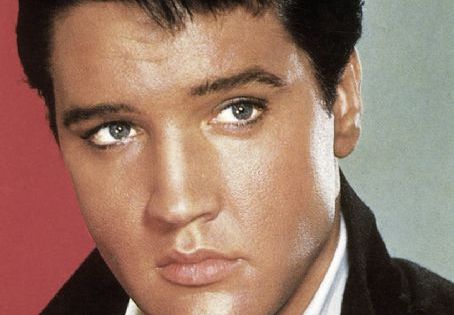 What color eyes did Elvis have?