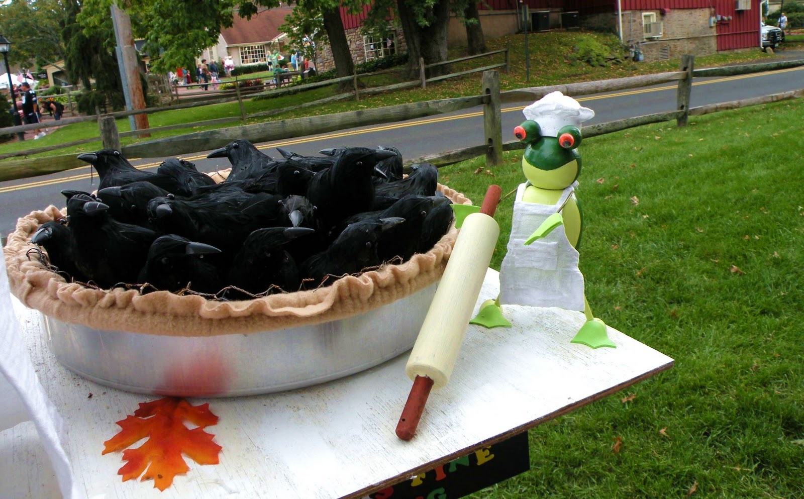 What does 4 and 20 blackbirds baked in a pie mean?