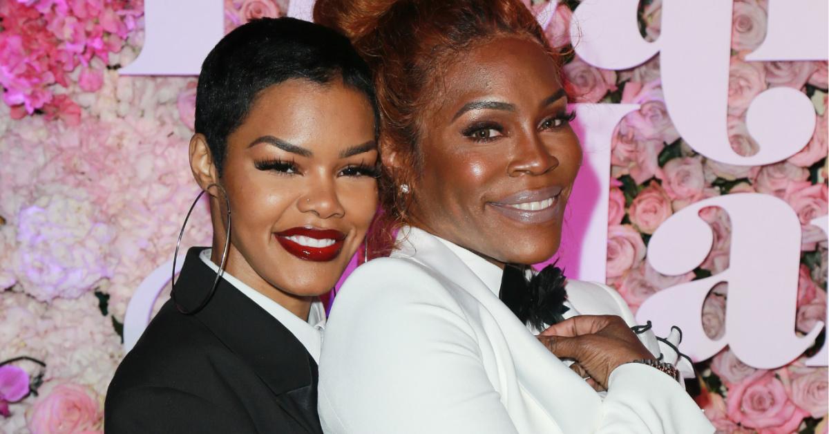 What does teyana Taylor’s mom do?