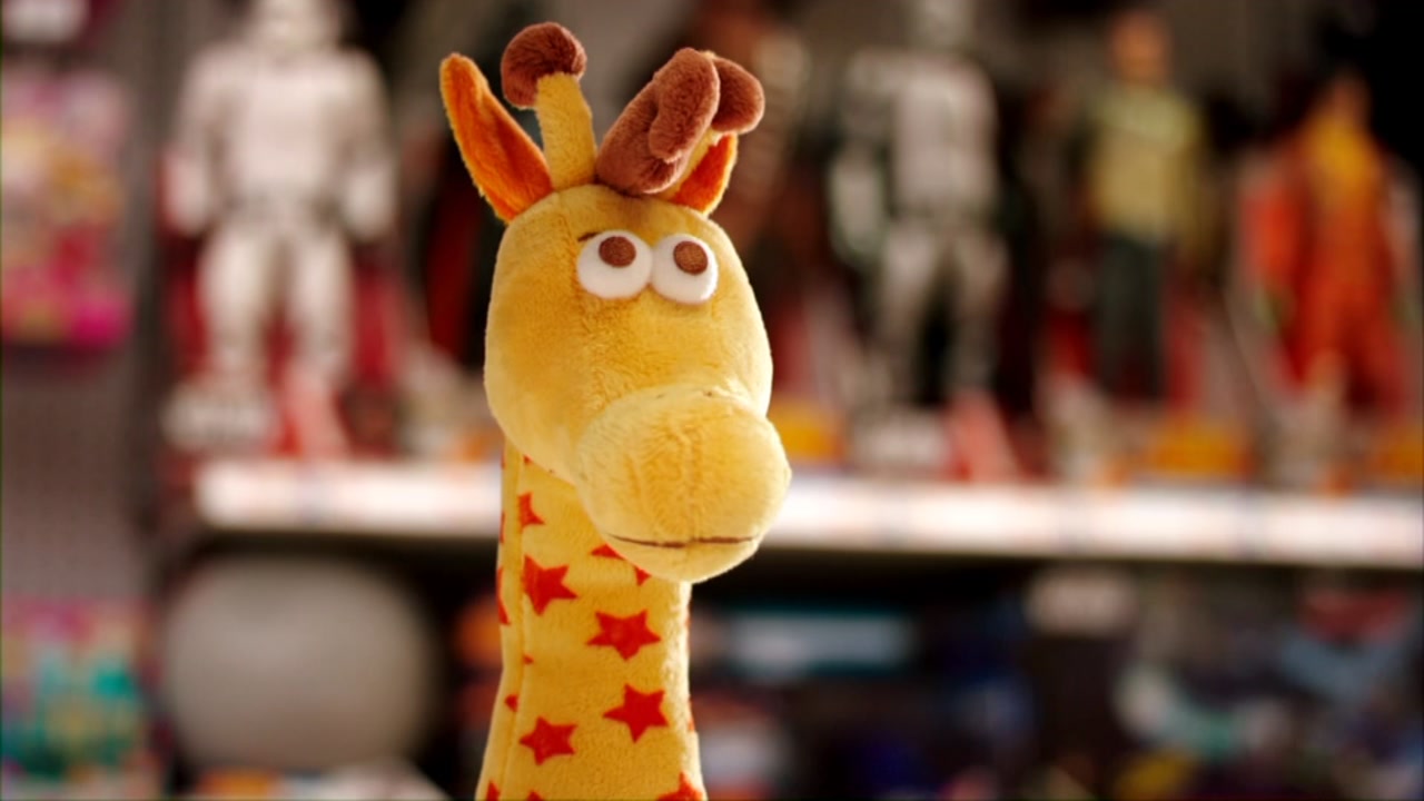 What happened to Geoffrey the Giraffe from Toys R Us?