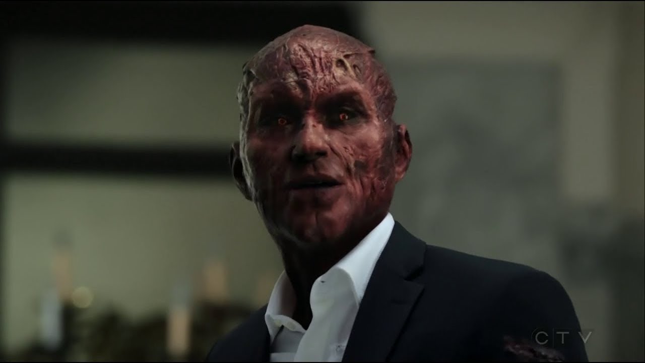 What happens when Chloe sees Lucifer’s devil face?