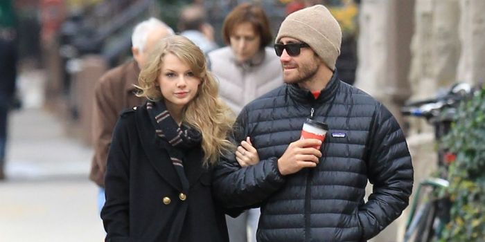 When did Taylor Swift date Jake Gyllenhaal?