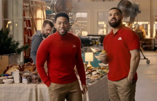 Who are the actors in the State Farm commercial?