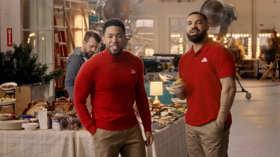 Who are the actors in the State Farm commercial?