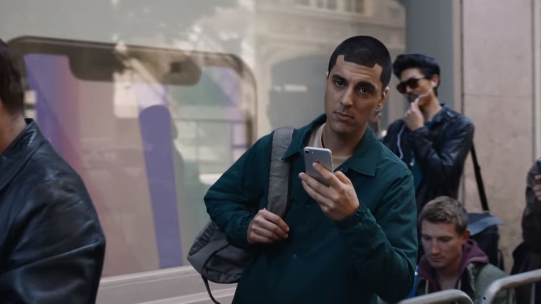 Who are the guys on the Samsung commercial?