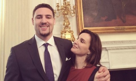 Who is Klay Thompson mother?