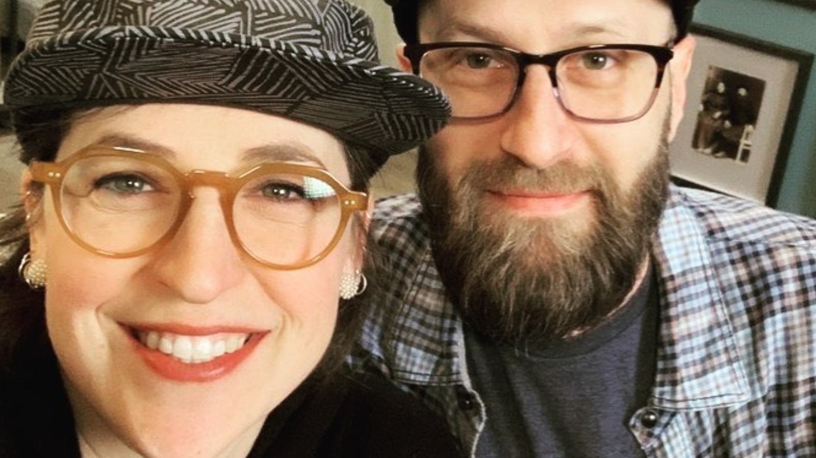 Who is Mayim Bialik’s partner?