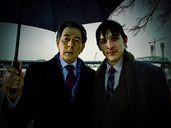 Who is Oswald Cobblepot’s father?