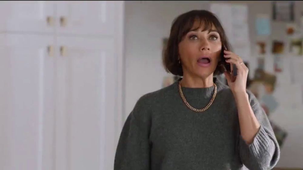 Who is in commercial with Rashida Jones?