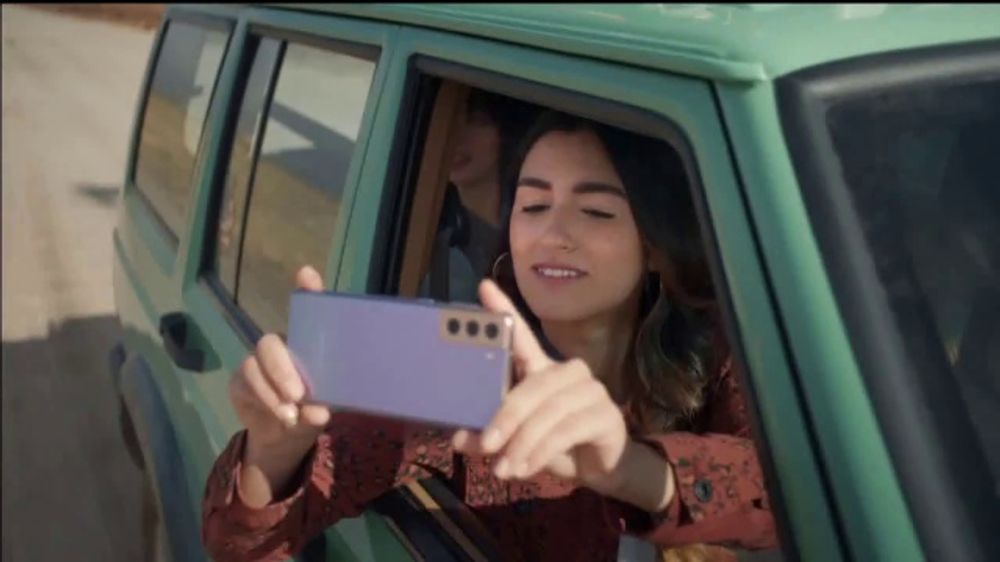 Who is in the Samsung Galaxy commercial?