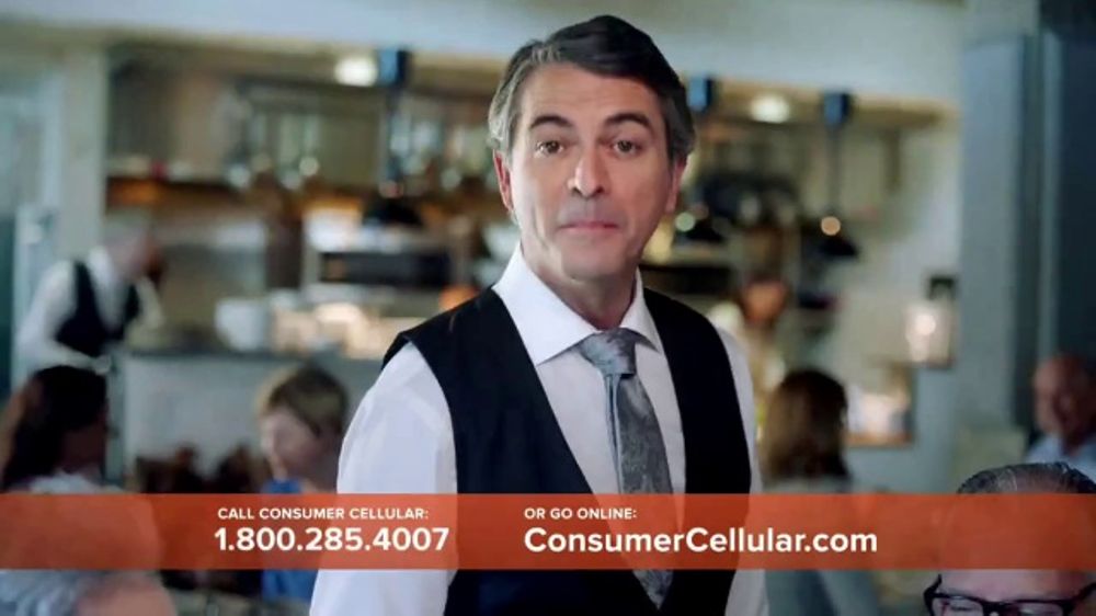 Who is in the consumer cellular commercial?