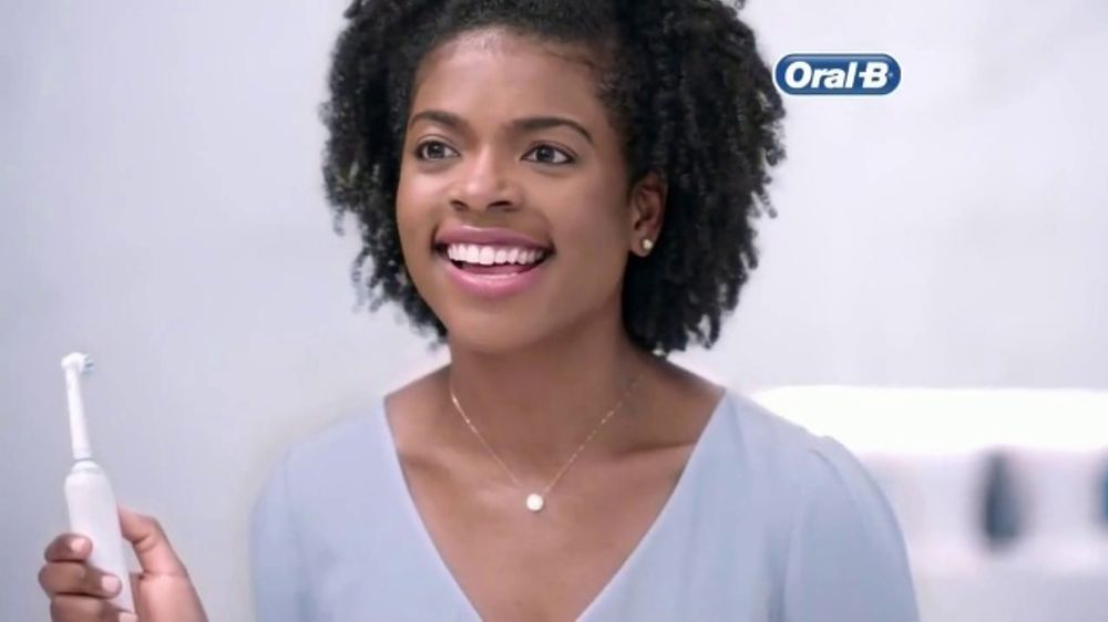 Who is the black woman in the Oral-B commercial?