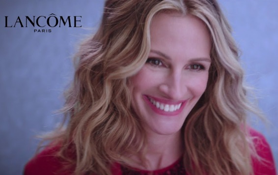 Who is the little girl in the Lancôme ad with Julia Roberts?