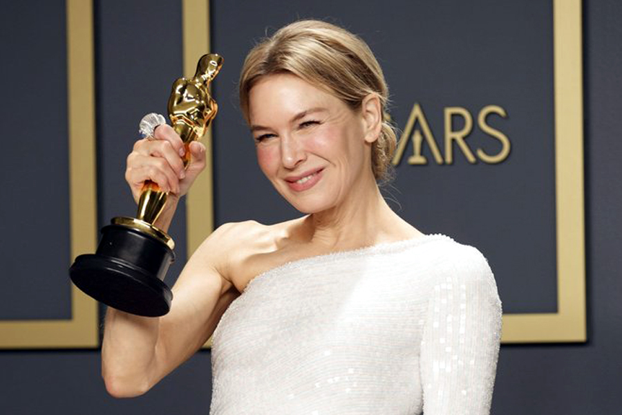 Who is the youngest woman to win Best Actress Oscar?