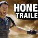 Who narrates honest trailers?